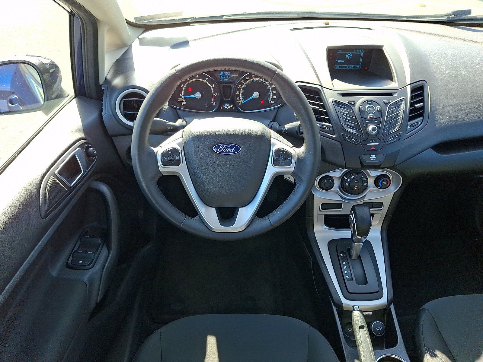 Used 2016 Ford Fiesta SE FWD image 13