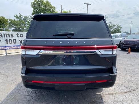 Used 2023 Lincoln Navigator Reserve w/ Equipment Group 201A AWD/4WD image 3