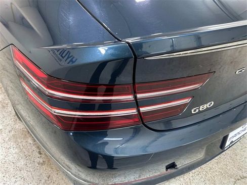 Used 2023 Genesis G80 2.5T image 9