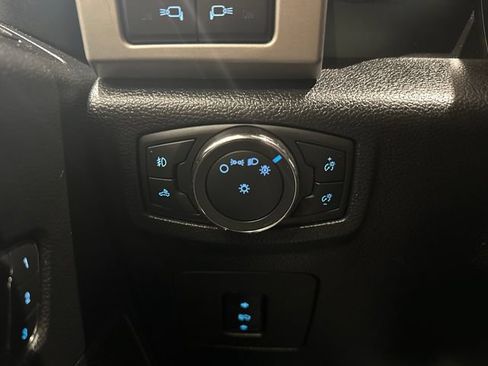Used 2016 Ford F150 Lariat AWD/4WD image 20