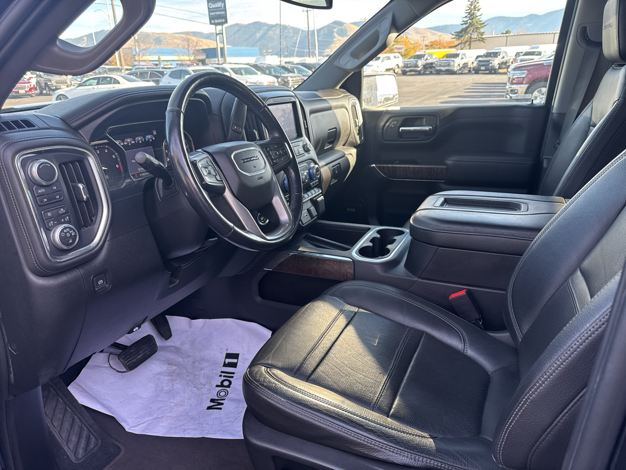 Used 2019 GMC Sierra 1500 Denali w/ LPO, GMC Protection Package AWD/4WD image 5