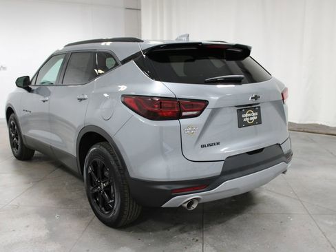 New 2025 Chevrolet Blazer LT w/ Midnight/Sport Edition image 7