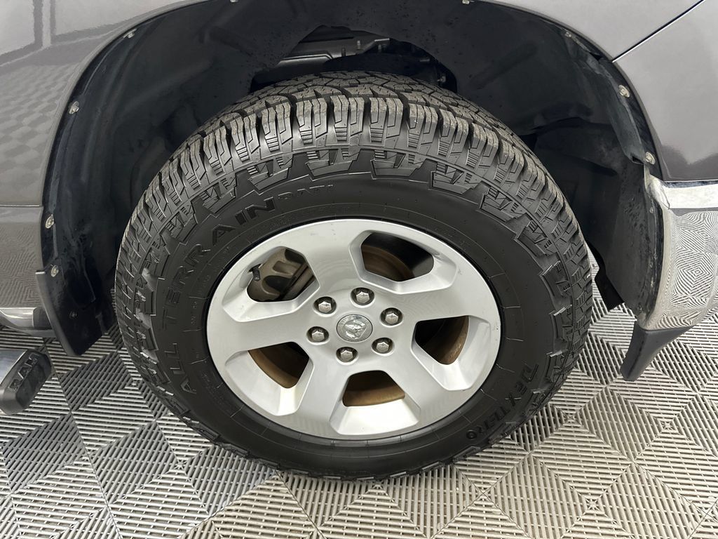 Used 2020 RAM 1500 Tradesman AWD/4WD image 12