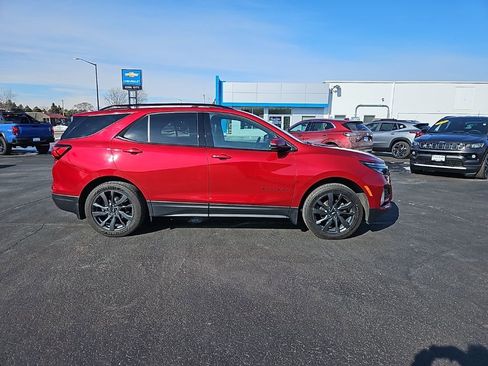 Used 2023 Chevrolet Equinox RS w/ RS Leather Package image 2