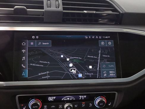 Used 2023 Audi Q3 2.0T Premium Plus w/ Premium Plus Package image 43