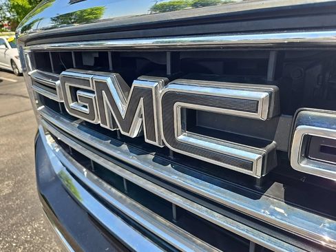 Used 2019 GMC Sierra 1500 SLE w/ Black Pack AWD/4WD image 25