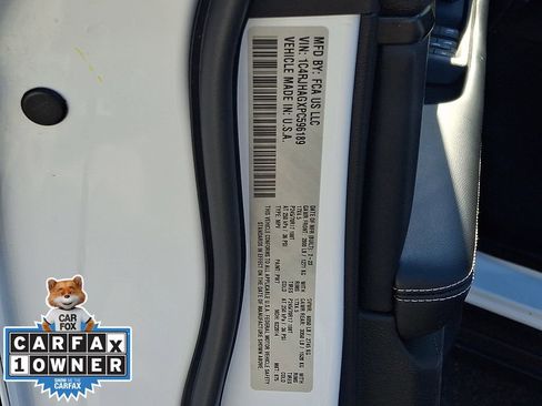 Used 2023 Jeep Grand Cherokee Laredo w/ Luxury Tech Group I image 26