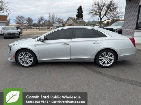 Used 2018 Cadillac XTS Luxury image 8