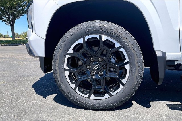 New 2026 Chevrolet Colorado Z71 w/ Technology Package AWD/4WD image 12