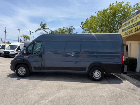 Used 2020 RAM ProMaster 3500 FWD image 2