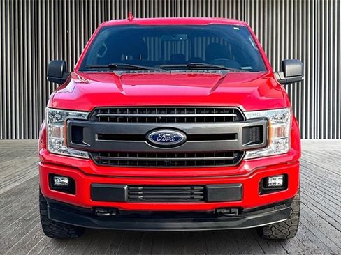 Used 2018 Ford F150 XLT w/ Equipment Group 302A Luxury image 3