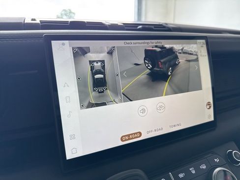 Used 2024 Land Rover Defender 90 V8 image 37