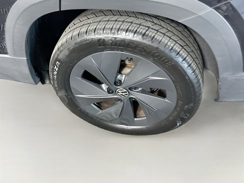 Used 2025 Volkswagen Taos S image 11