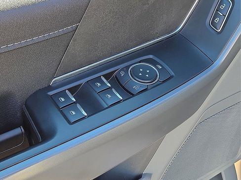 Used 2025 Ford F150 XLT w/ Equipment Group 301A Standard image 22