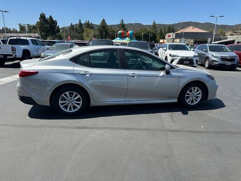 Used 2025 Toyota Camry LE FWD image 3
