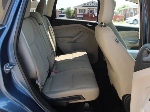Used 2018 Ford Escape SE w/ Ford Safe & Smart Package AWD/4WD image 12