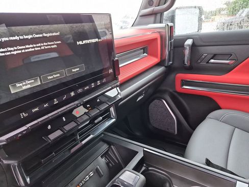 New 2026 GMC Hummer EV 3X w/ Carbon Fiber Edition Package AWD/4WD image 25