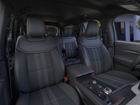 New 2025 Ford Explorer ST-Line w/ Premium Package image 10