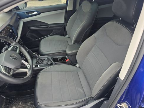 Used 2022 Volkswagen Taos SE image 27