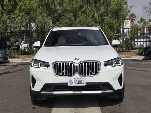 Used 2024 BMW X3 sDrive30i w/ Convenience Package RWD image 4