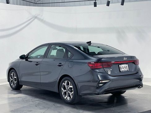 Used 2020 Kia Forte LXS FWD image 13