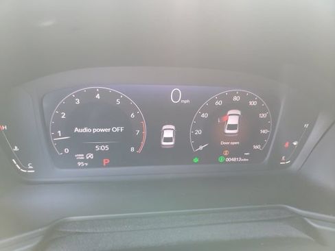 Used 2025 Honda Accord SE image 15