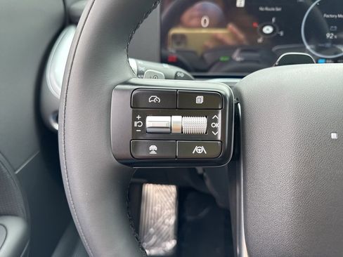 Used 2026 Hyundai Ioniq 9 Calligraphy image 37