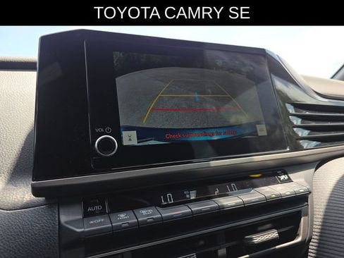 Used 2025 Toyota Camry SE w/ Convenience Package FWD image 30