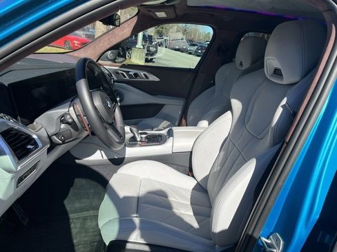 Used 2024 BMW XM image 5