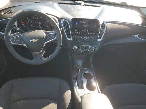 Used 2024 Chevrolet Malibu RS FWD image 11