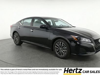Used 2025 Nissan Altima 2.5 SV
