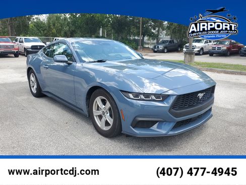 Used 2024 Ford Mustang Coupe RWD image 1