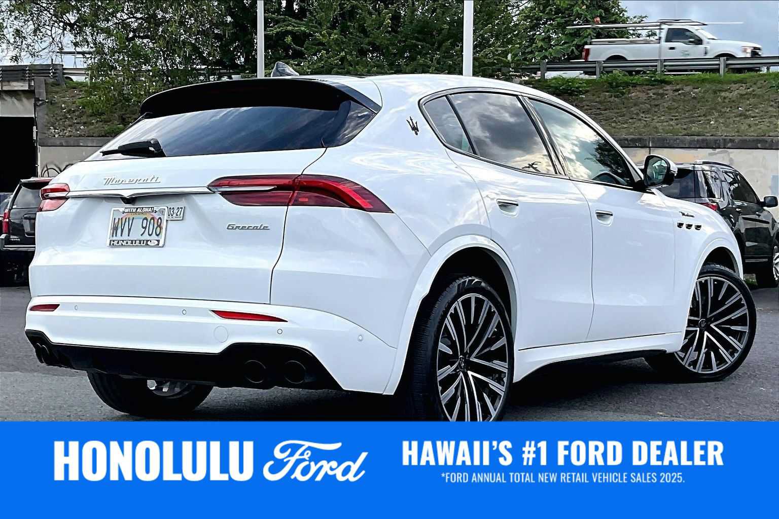 Used 2023 Maserati Grecale Modena AWD/4WD image 22