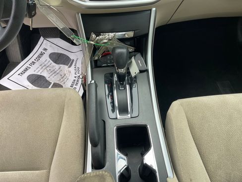 Used 2013 Honda Accord LX image 20