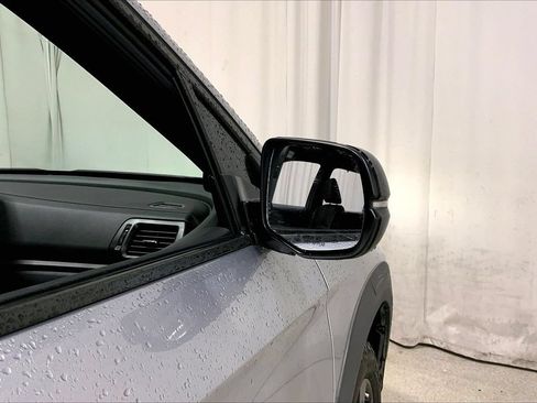 Used 2022 Honda Pilot TrailSport image 11