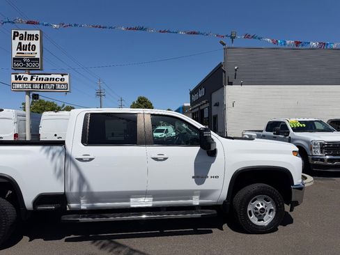 Used 2023 Chevrolet Silverado 2500 LT image 10