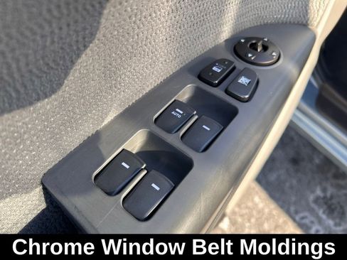 Used 2010 Hyundai Sonata GLS image 18