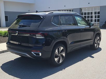 New 2026 Volkswagen Taos SE