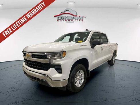 Used 2025 Chevrolet Silverado 1500 LT AWD/4WD image 3