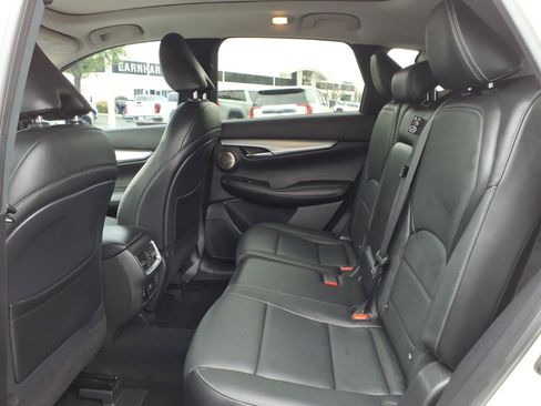 Used 2019 INFINITI QX50 Essential w/ Premium Heat Package AWD/4WD image 15