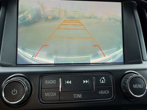 Used 2017 GMC Canyon SLE w/ SLE Convenience Package image 11