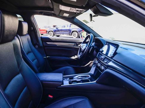 Used 2020 Honda Accord Sport image 21