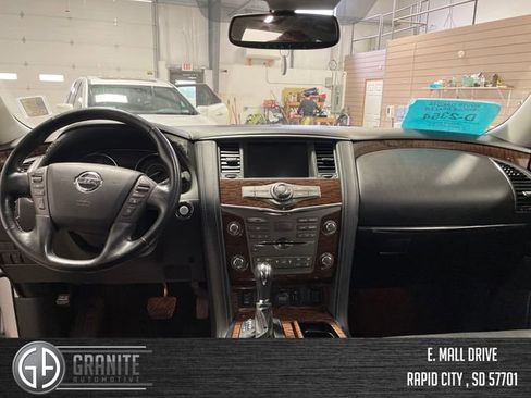 Used 2020 Nissan Armada SL w/ Premium Package AWD/4WD image 12