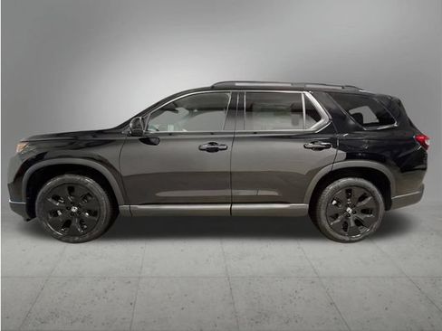 New 2026 Honda Pilot Black Edition image 2