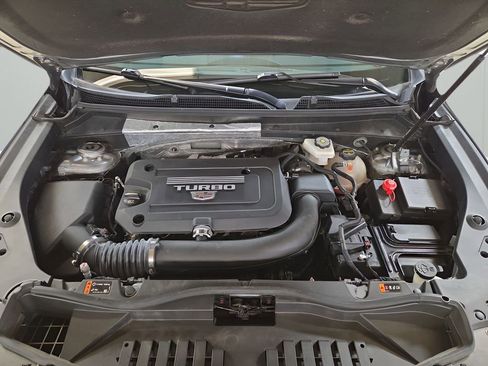 Used 2024 Cadillac XT4 Premium Luxury image 21