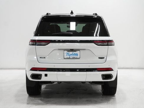 Certified 2024 Jeep Grand Cherokee Summit w/ High Altitude Package image 6