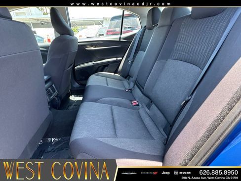 Used 2025 Toyota Camry LE FWD image 30