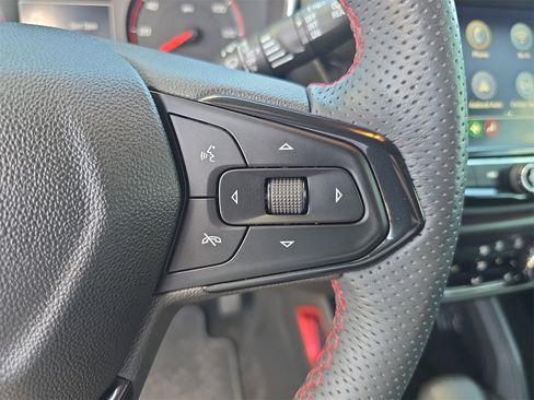 Used 2023 Chevrolet TrailBlazer RS w/ Convenience Package image 22