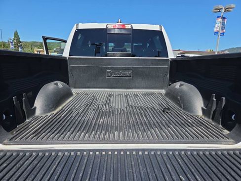 Used 2023 RAM 1500 Laramie AWD/4WD image 27