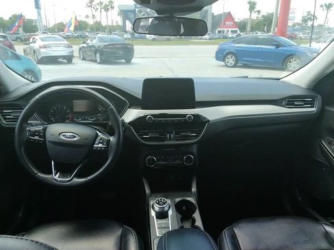 Used 2022 Ford Escape SEL FWD image 11